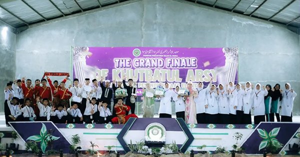Semarak Pekan Khutbatul 'Arsy - Together we grow, together we lead